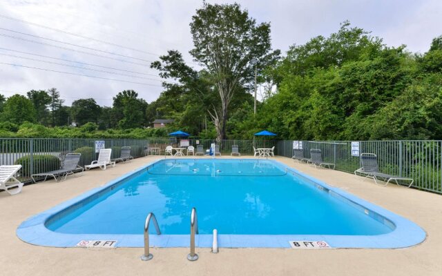 Budget Inn Greenville By Hotel O I-85