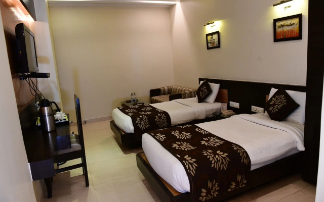Hotel Ravisha Continental