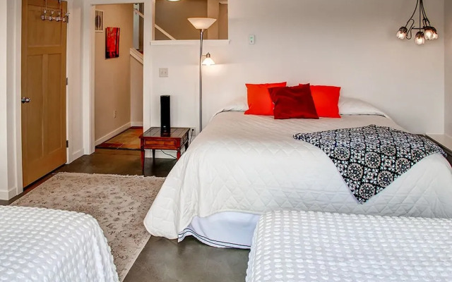 Lakefront Brainerd Cabin - Great Rice Lake Fishing