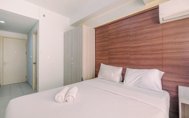 Nice And Cozy Studio Apartment At Patraland Urbano