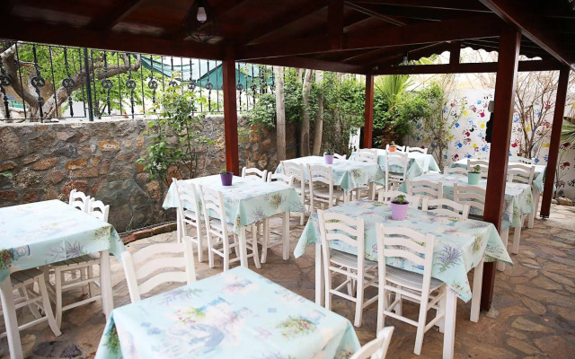 Ebruli Hotel