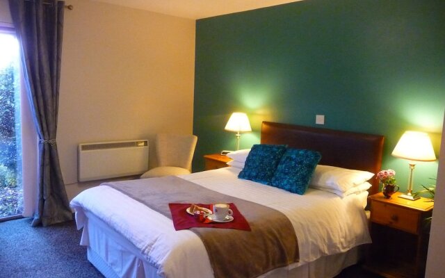 Willow Barn Hotel & Restaurant