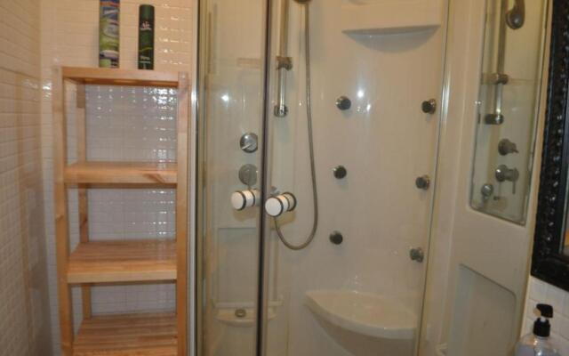 Nice Flat -200m Center-2 Baths- 3 Bedrooms 5pers