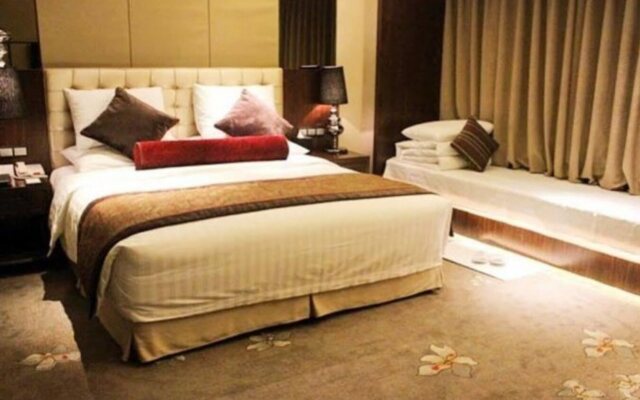 Tangshan Jitang New Century Hotel