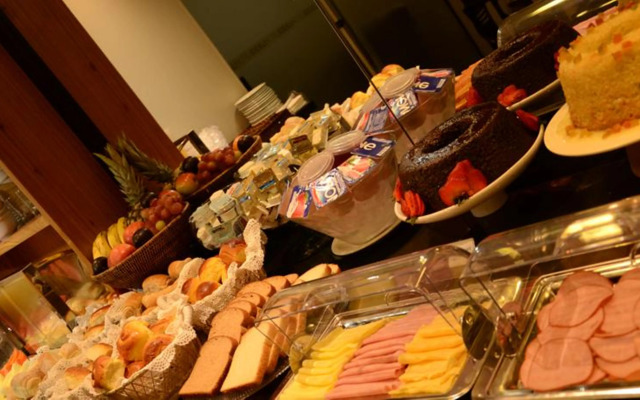Ideali Hotel