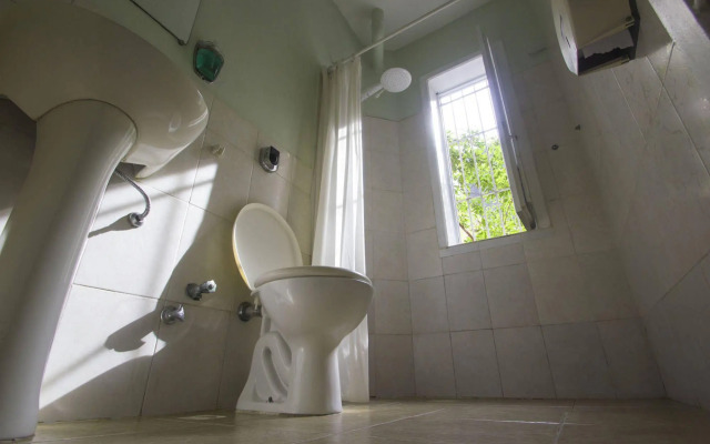 Walk On The Beach Hostel