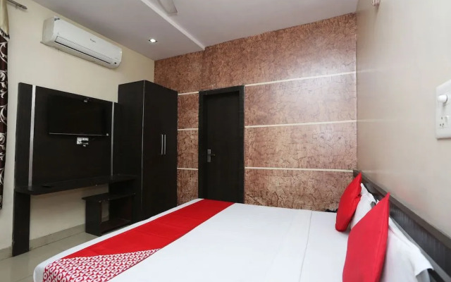 OYO 8869 Hotel-a-firoza