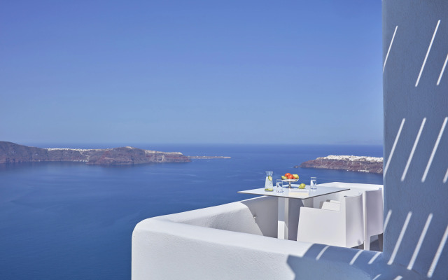 Astra Suites