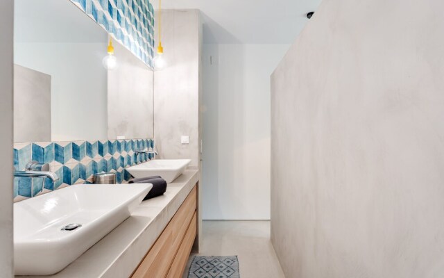 Mountain Guincho Villa by Lisbon-Coast