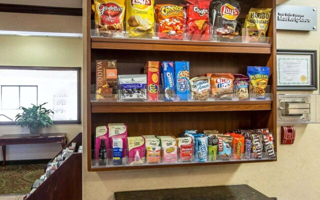 Comfort Suites Omaha East-Council Bluffs