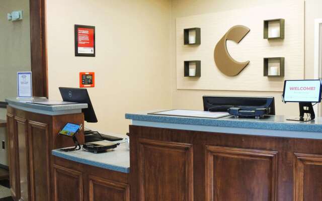 Comfort Suites Twinsburg