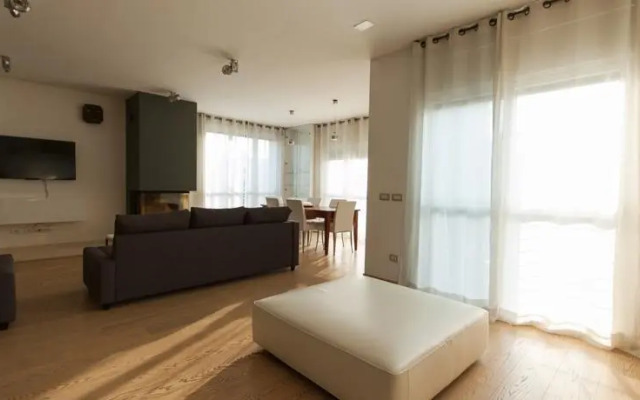 Luxury Central Flat