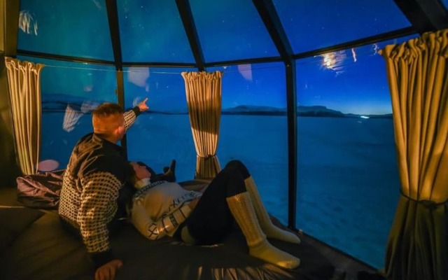 Room in Lodge - Peace & Quiet Hotel Floating Glass Room for 2 Guests Experience Northern Lights