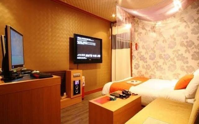 Plum Motel Sinchon