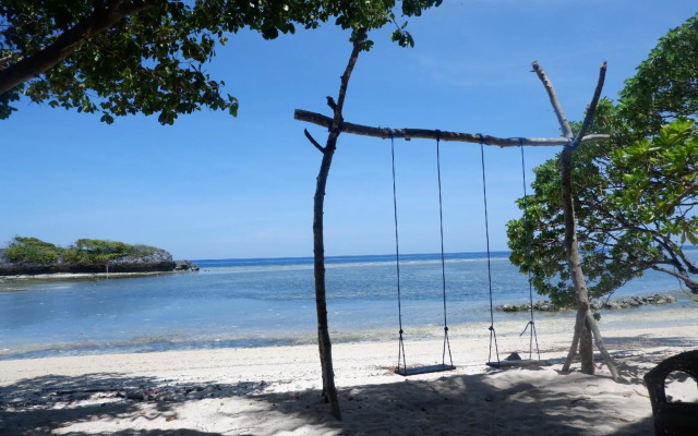 Wakatobi Patuno Diving & Beach Resort
