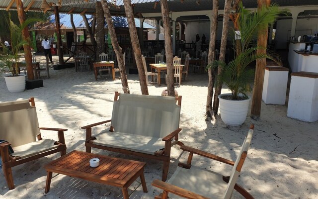 Nungwi Inn Beach Cottages