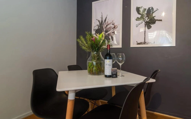 Hideaway @ Adelphi-Waterfront Apartment - Wifi - Nespresso