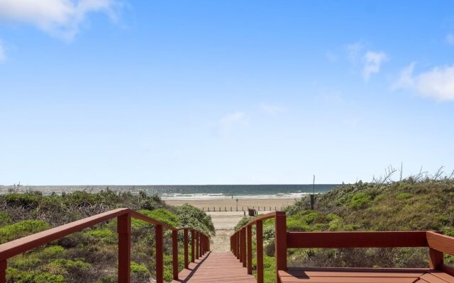 Island 118 2 Bedroom Condo