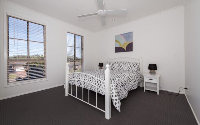 Mariner Beach House - Salamander Bay