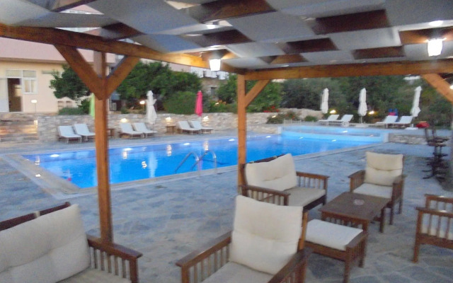 Ataviros Hotel