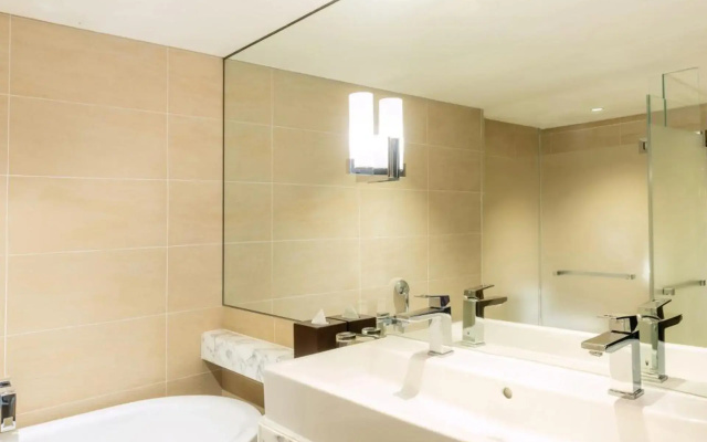Holiday Inn Golden Mile Hong Kong by IHG