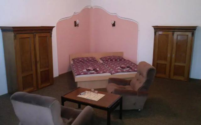 Hotel Lux