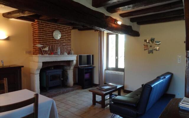 Gîte Sury-en-Vaux, 3 pièces, 4 personnes - FR-1-586-3