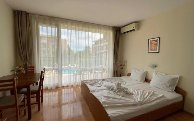 Large Studio Fort Noks Holiday 61