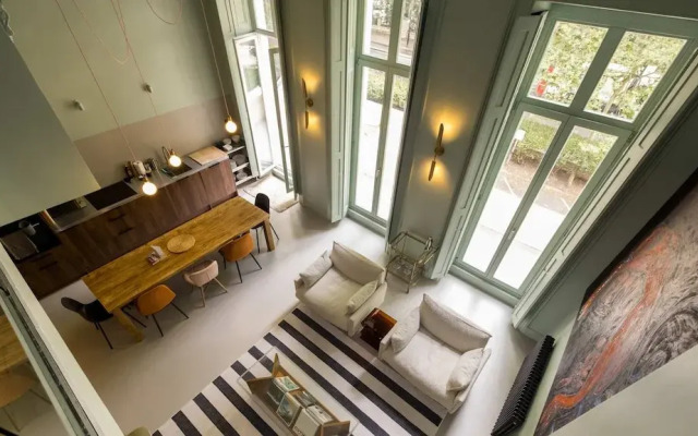 Beautiful Paddington Loft-style Apartment