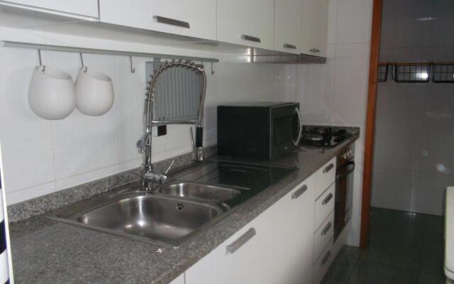 Afurada Apartment - 2 Room - 5 Persons
