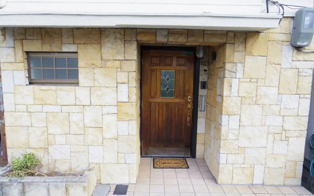 Nao's Riverside House