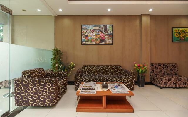 RedDoorz Plus near Sangkareang Park