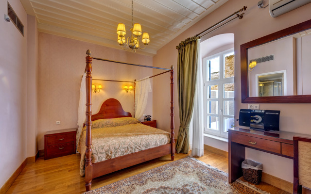 Apollonion Palace Hotel