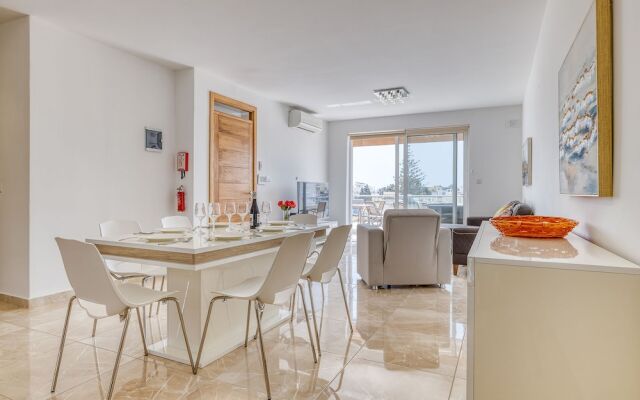 Marvellous 3BR Penthouse in Central St Julian s