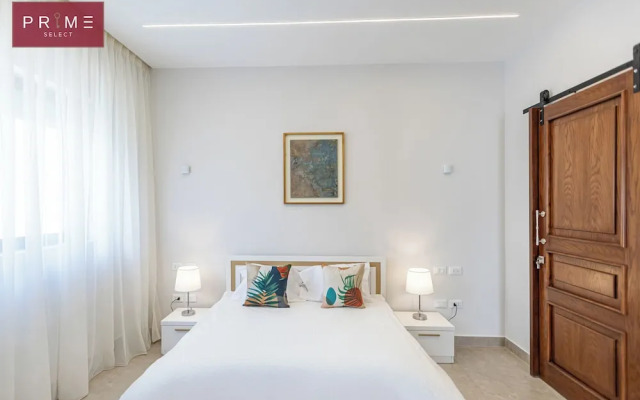 Prime Select Lake View