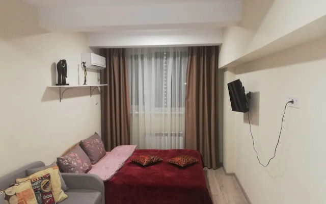 Smart House Hotel