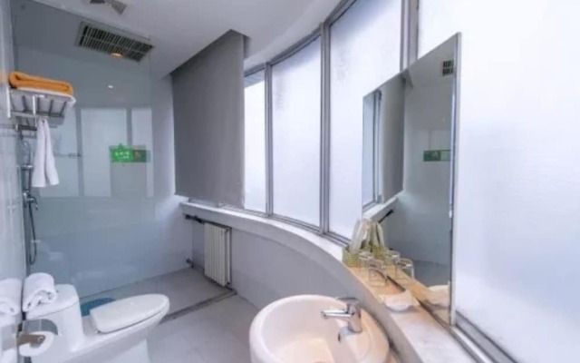 Luoyang Aviation E-Home Inn