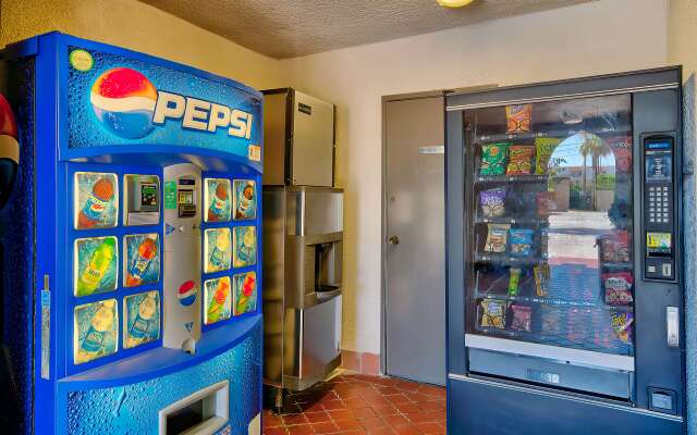 Studio 6 Suites Lawndale, CA – South Bay