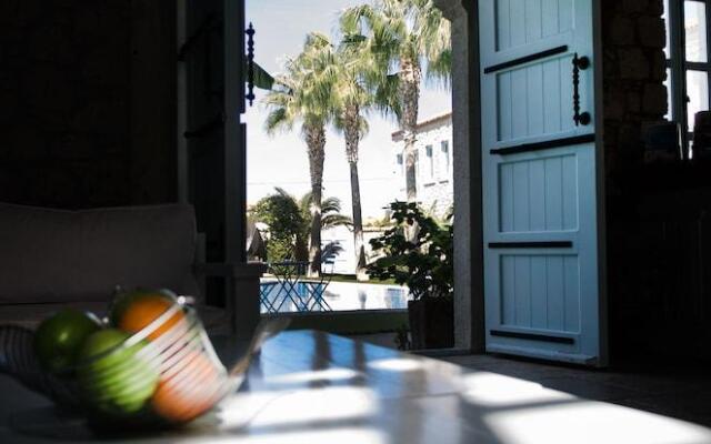 Manastir Alacati Hotel