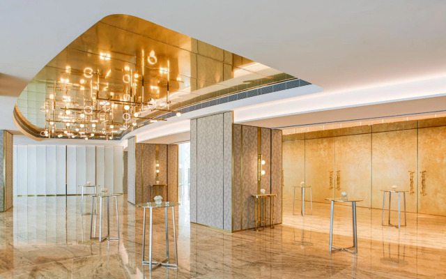 Nina Hotel Tsuen Wan West