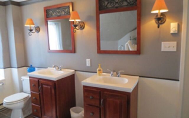 Stoltzfus Bed and Breakfast