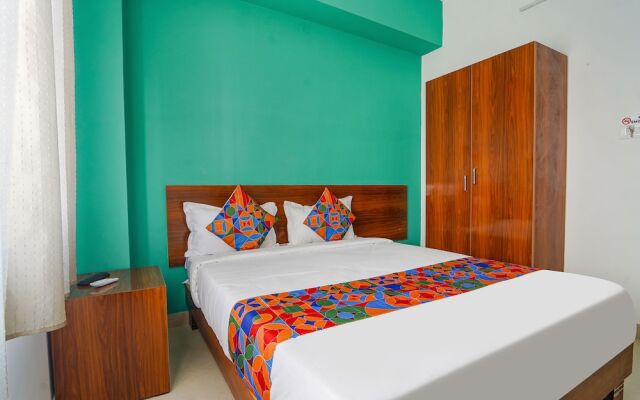 Fabhotel Metro Suites