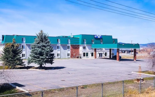 Helena Inn Airport