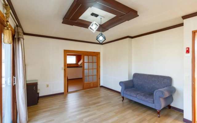 Yangyang Seorak Badanamuro Pension