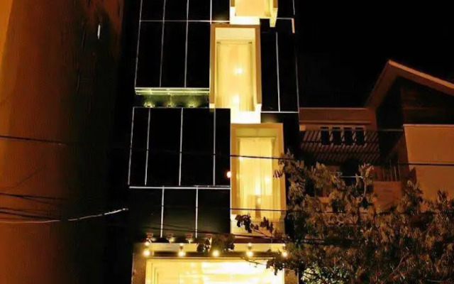 The Carnation Hotel Da Nang