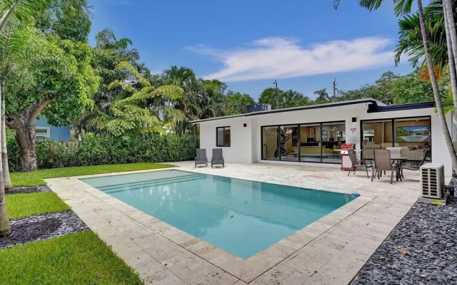 Hibiscus House in Fort Lauderdale