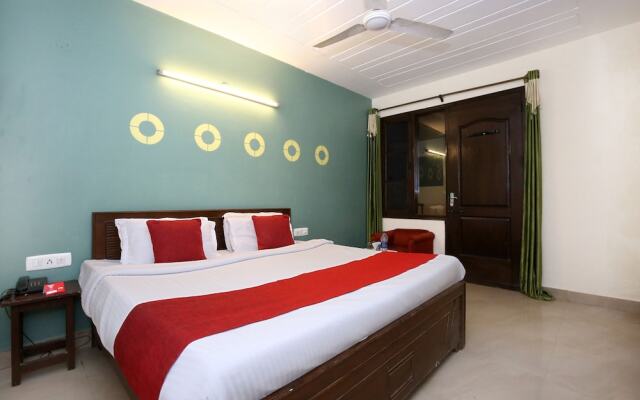 OYO 6366 Grand Regal Hotel