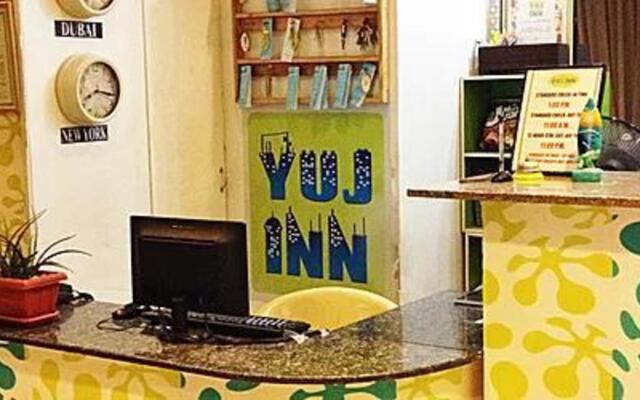 Yuj Inn - Hostel