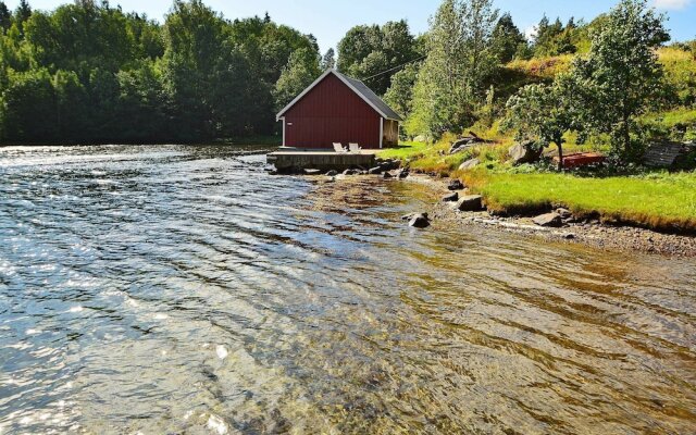 10 Person Holiday Home In Tvedestrand