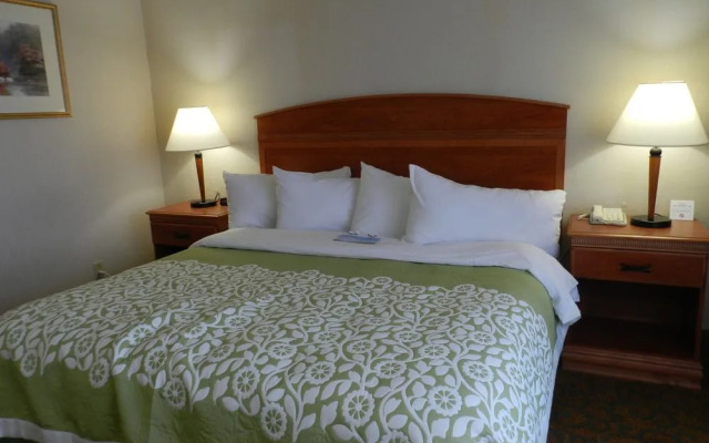 Clarion Pointe Rhinelander Downtown